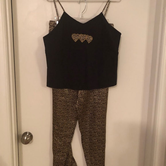 Dream Modes Animal Print pajamas, size Large - Picture 8 of 8